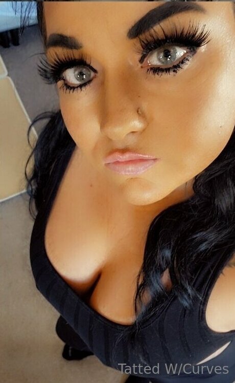 U225860105 sexy star galleries