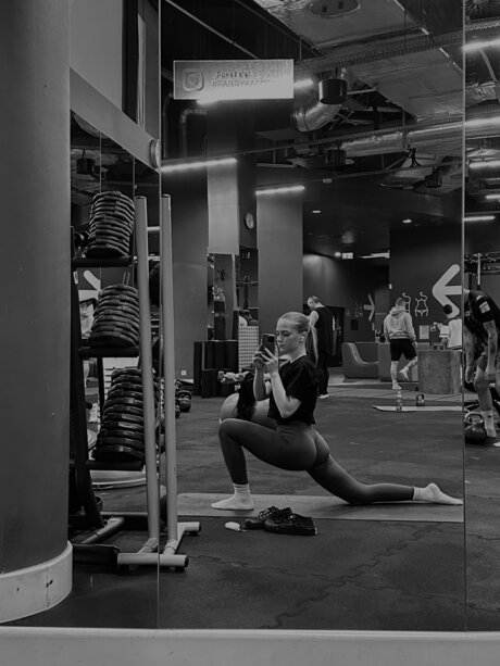 Vallmi star art photos