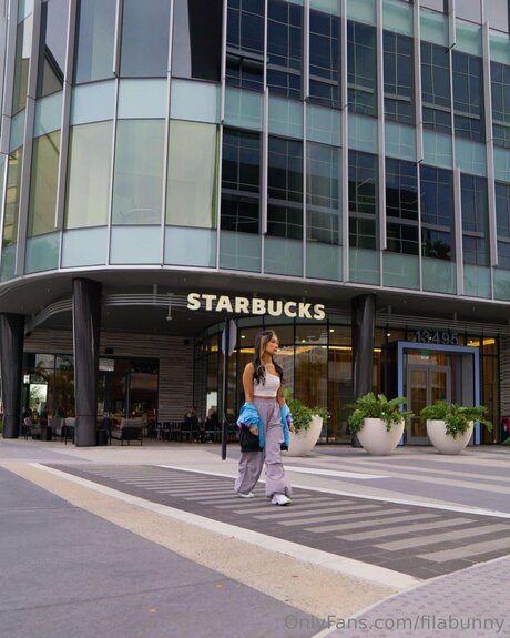 Filabunny nice model pic