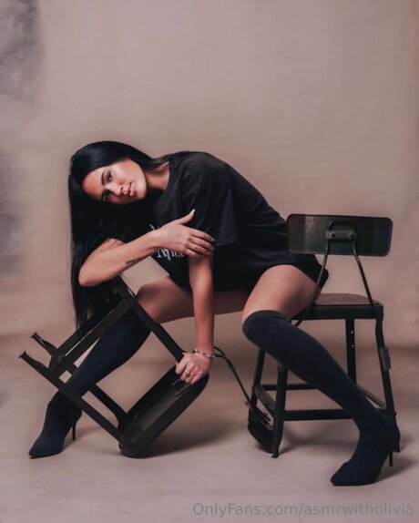 Asmrwitholivia pornstar nudes image