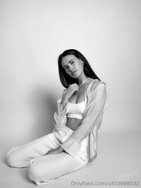 Asmrwitholivia pretty star pictures