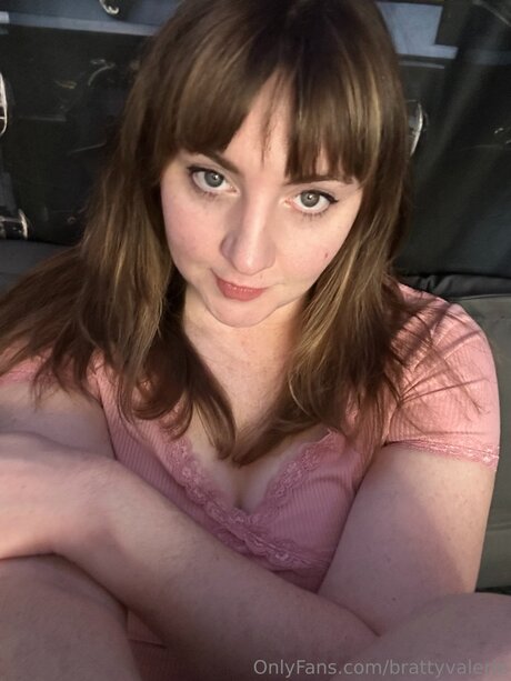 Brattyvalerie pornstar erotic img