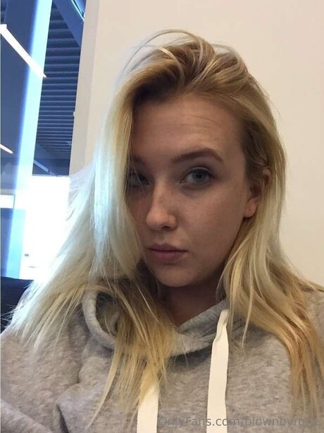 Blownbyrone nude actress images