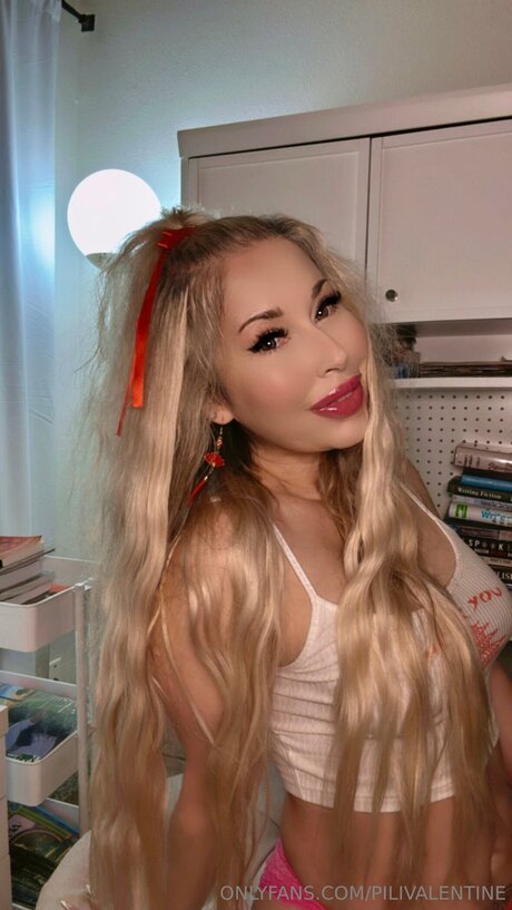 Pilivalentine model pornographic archive