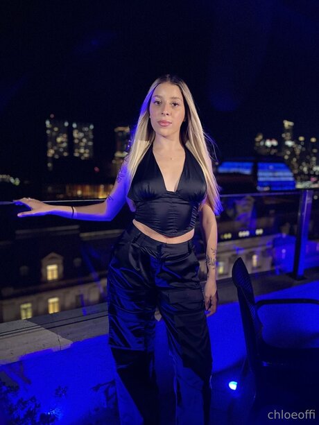 Itskhloe pornstar erotic archive