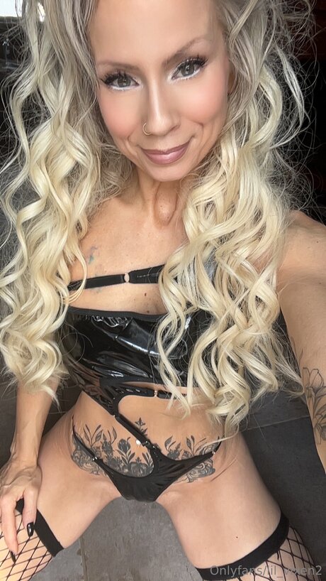 Lil Vixen2 nice pornstar image