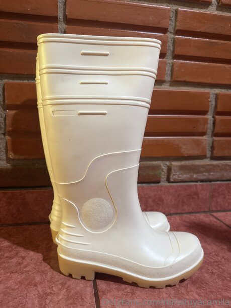 Reinatuyacamila nudes actress gallery