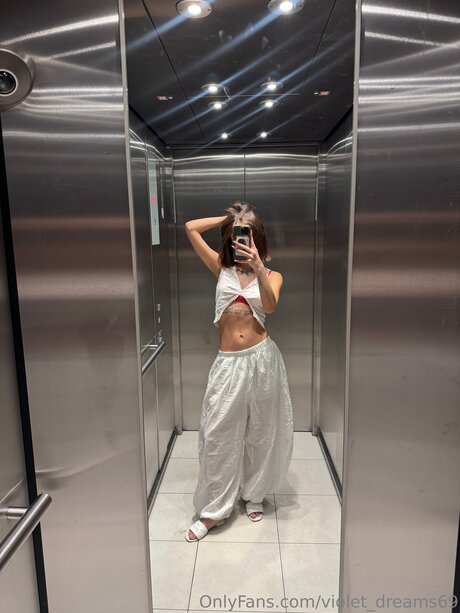 Violet Dreams69 star sex picture
