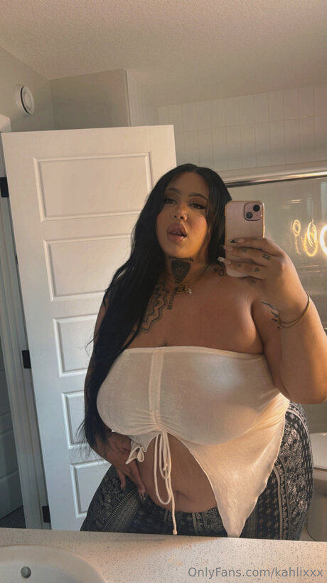 Kahlixxx exclusive pornstar img