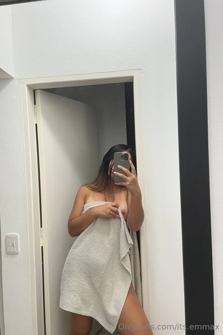 Its Emmax model beautiful image