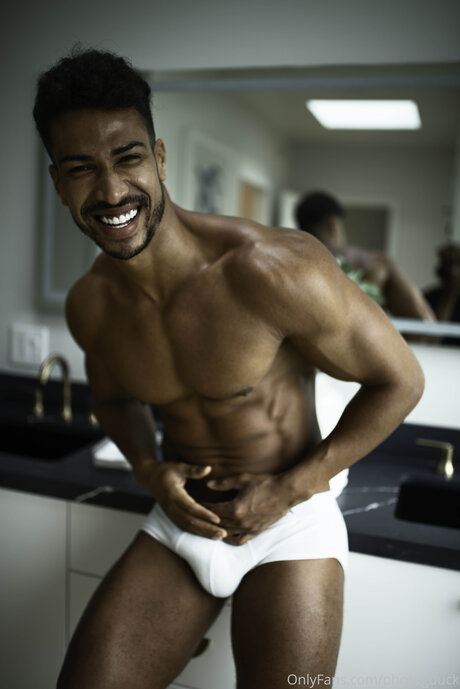 Qxvisuals model exclusive picture