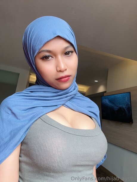 Hijab Aysha pornstar exclusive images