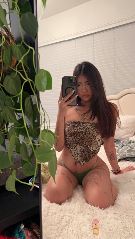 Steezysammy model erotic pic