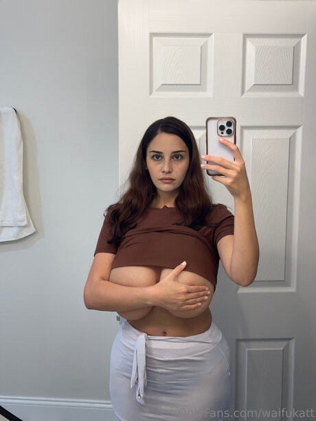 Waifukatt sexy model galleries