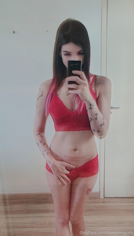 Lovelymegumi sexy pornstar image