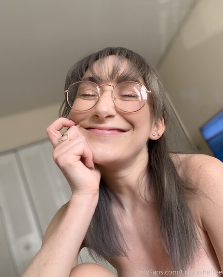 Tinyxashefree model nudes pics
