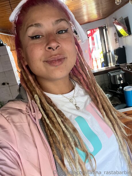 Latina Rastabarbie sex model image