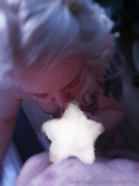 Henksumfree exclusive star photos