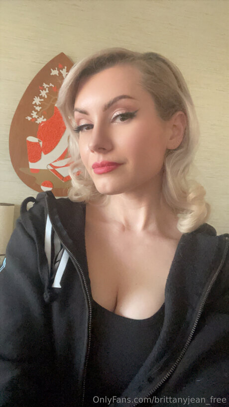 Brittanyjean Free perfect pornstar img