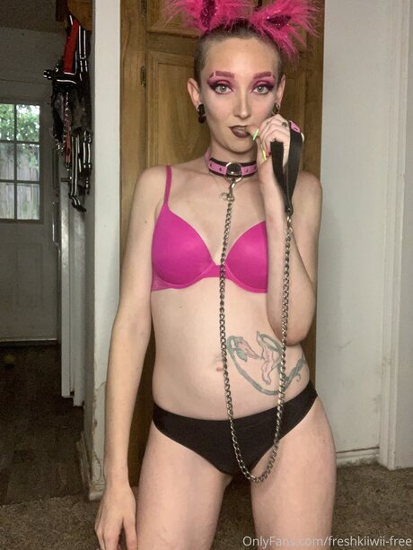 Freshkiiwii Free actress archive