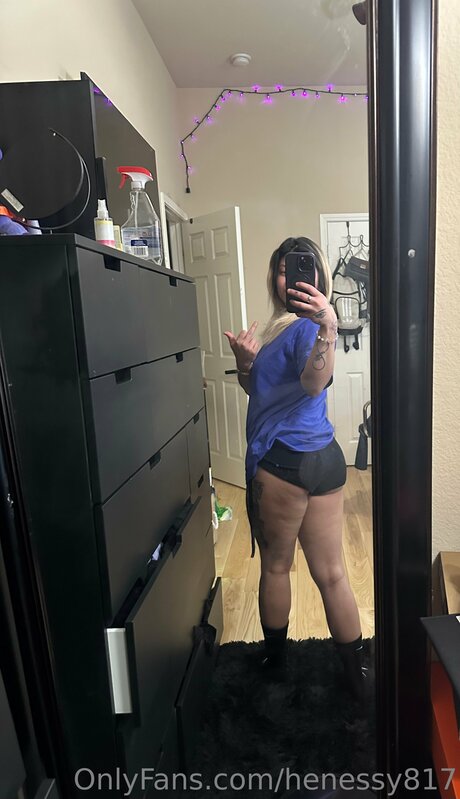 Henessy817 star adult gallery