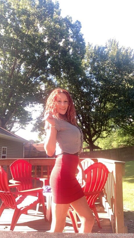 Lushlex69 adult model photo