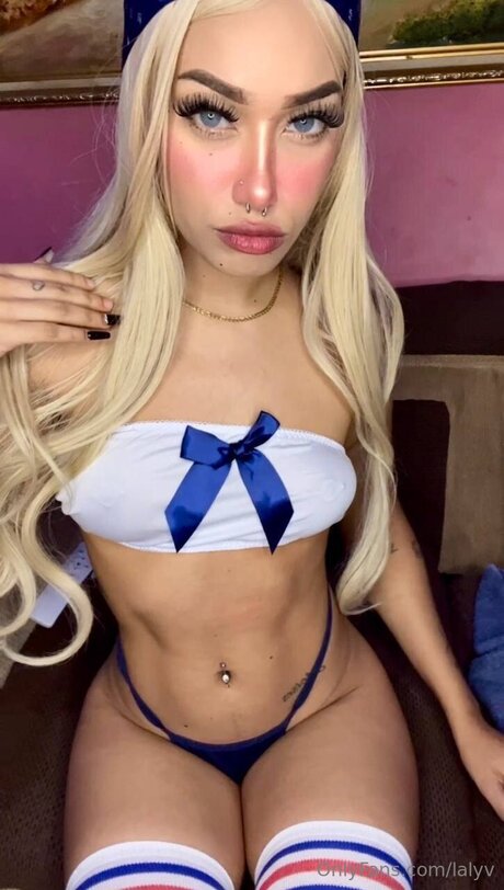 Lalyv xxx pornstar photo