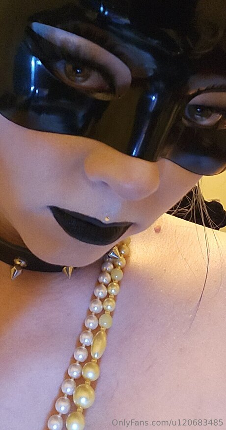 Hannah Rebel Corvin star erotic gallery