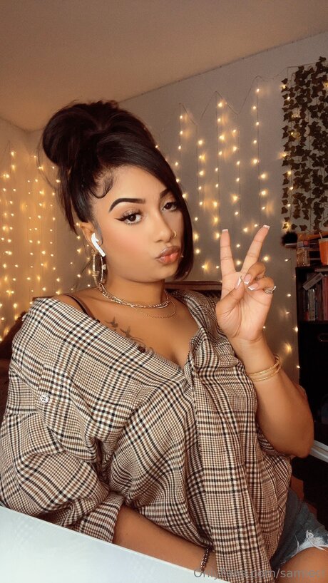 Samiecl naked star pic