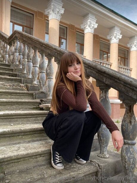 Lilyhoneybunnyfree pornographic actress photos