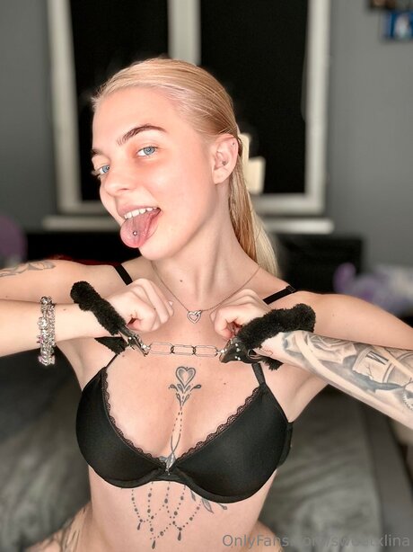 Sweetxlina nude actress pic