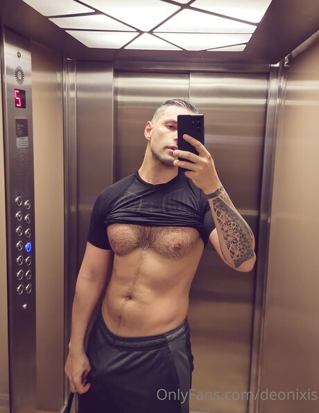 Deonix Free model exclusive pictures