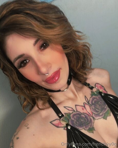 Frenchyy0o pornstar art pictures