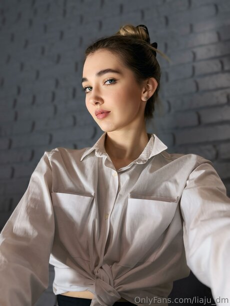 Liaju Dm model xxx image