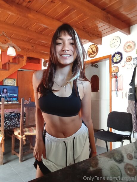 Luzgyal star adult pics