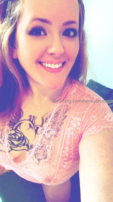 Honeylacedsd best actress image