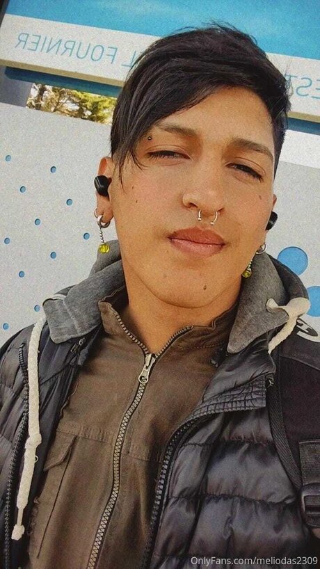 Meliodas2309 beautiful model image