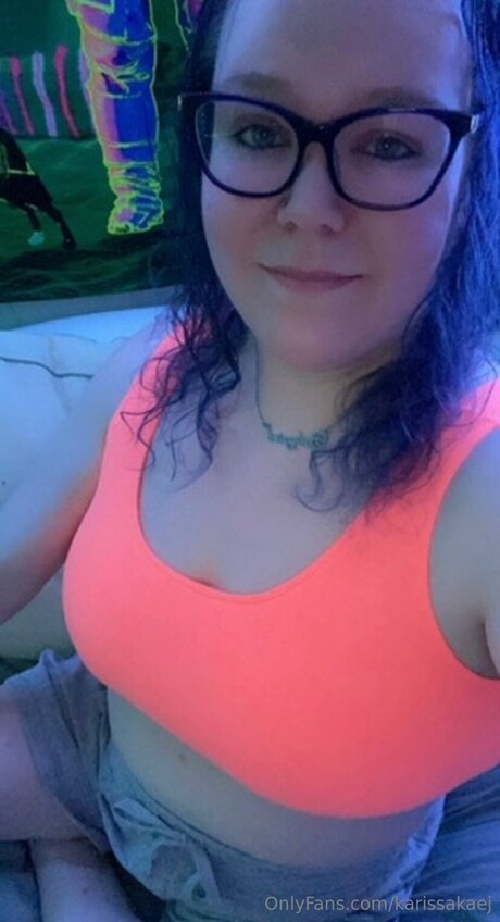 Karissakaej erotic model picture