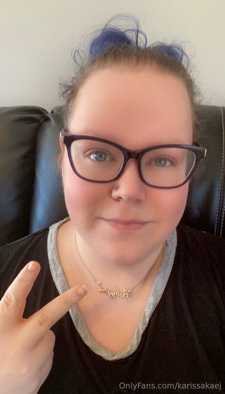 Karissakaej hot pornstar img