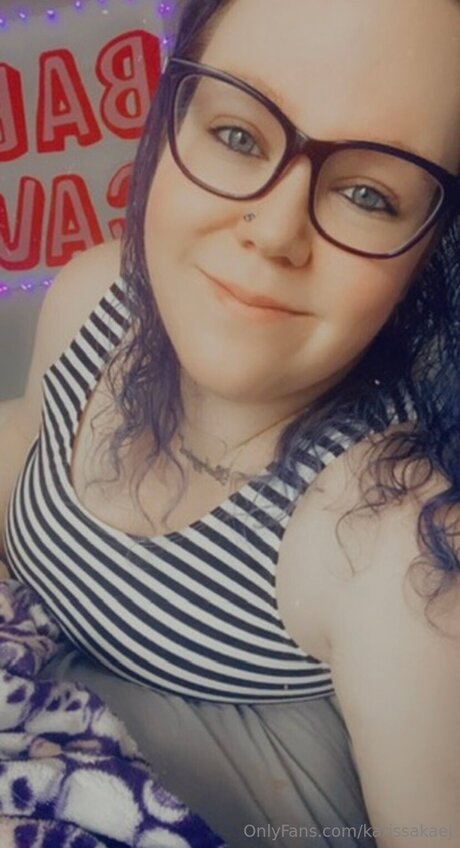 Karissakaej free model photos