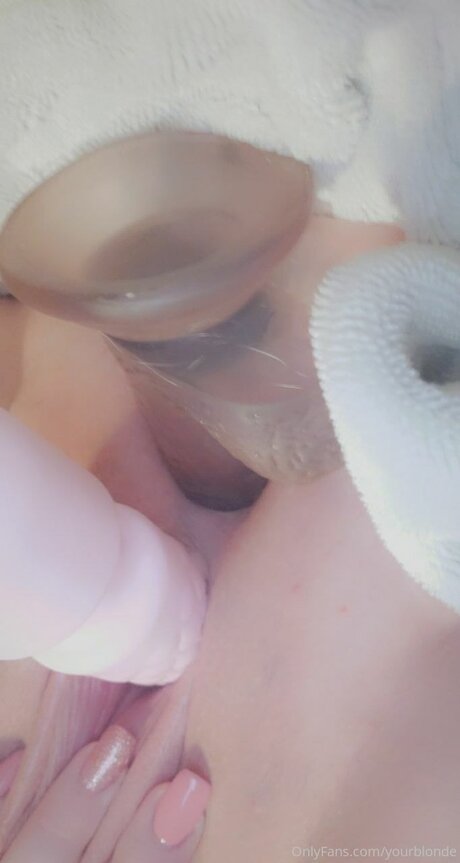 Yourblonde pornstar pretty gallery