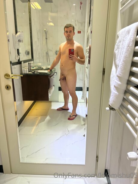 Lolomishu05 model pornographic pic