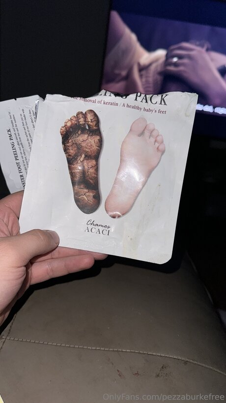 Pezzaburke66 nude star images