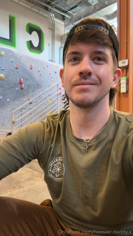Hoosier Daddy X art star photo