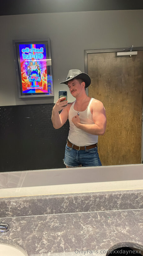 Hoosier Daddy X star pretty img