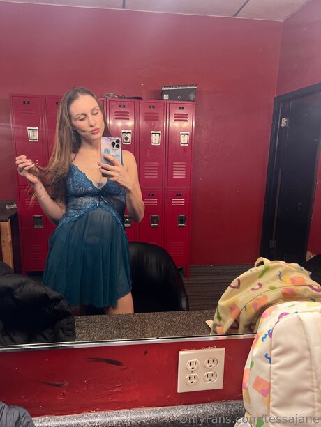 Tessajane free model pics