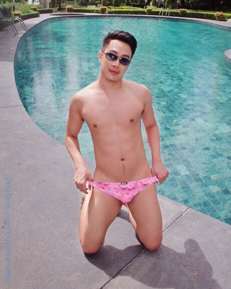 Guybluemoon star exclusive pics