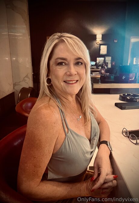 Indyvixen star naked photos
