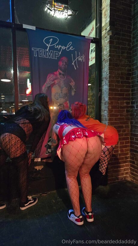 Beardeddadddy pornstar sexy image