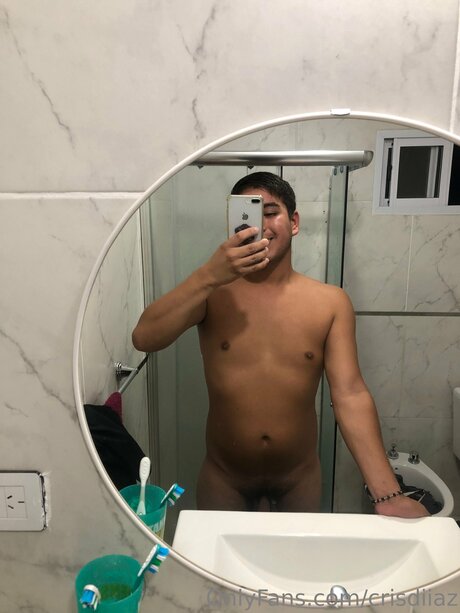 Crisdiiaz hot pornstar photo